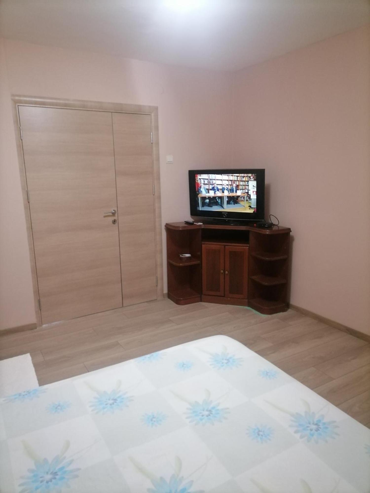 Centar Budua Camera foto